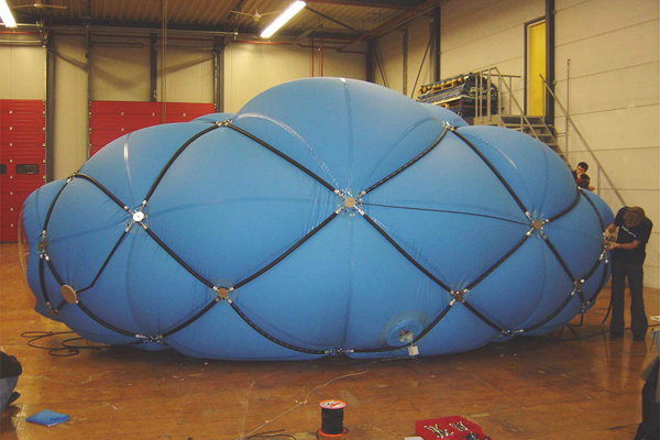 Inflatable With Pneumatic Muscles 04