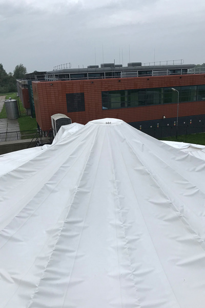 Mounting Inflatable Tent4
