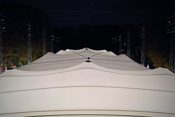 Translucente Tent