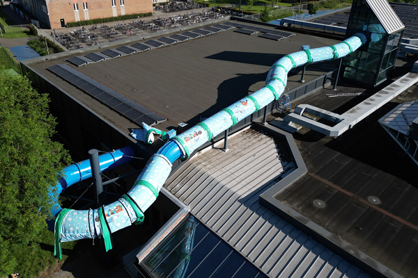 Energy-saving water slide